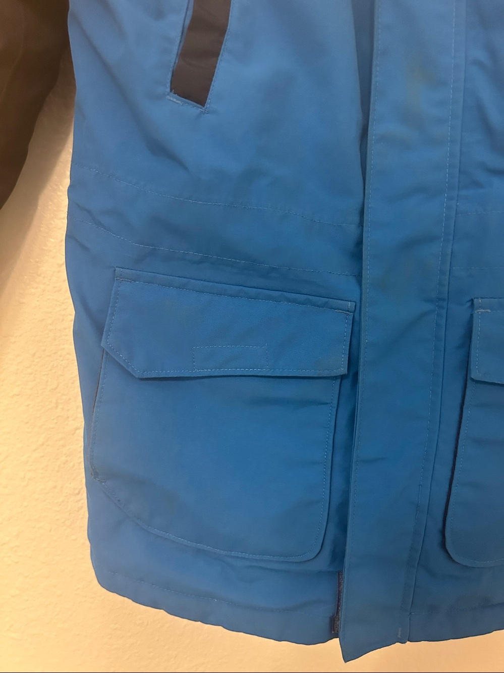 Lands End Child’s Jacket - Picture 3 of 9